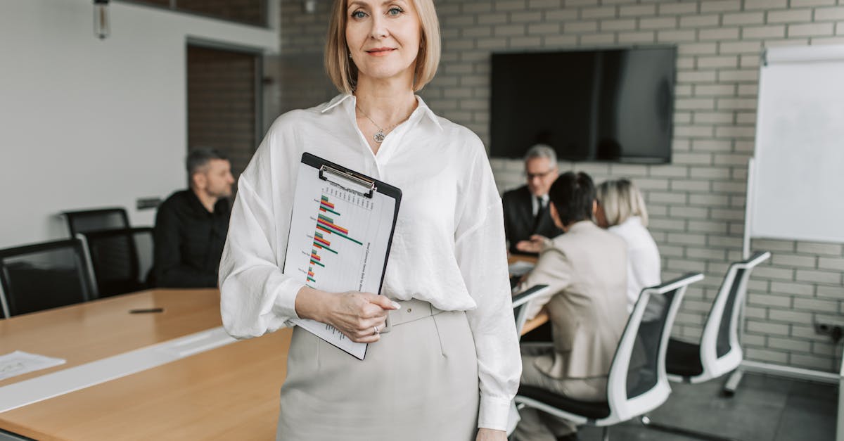 游戏技术支持的检测方法：从人工规则制定和形式化检测方法出发。