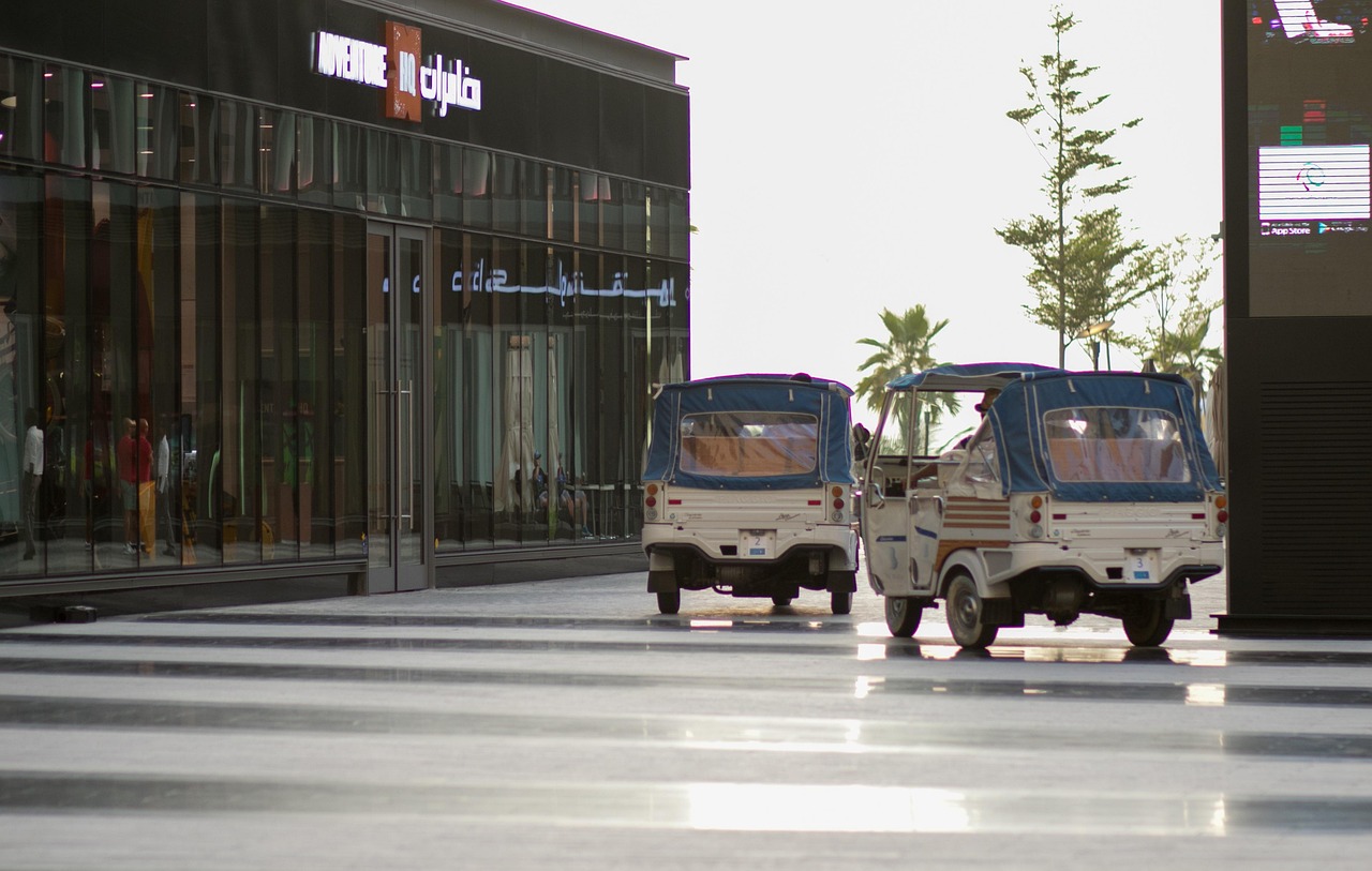 如何惩罚在游戏中恶意使用技术支持辅助的玩家？